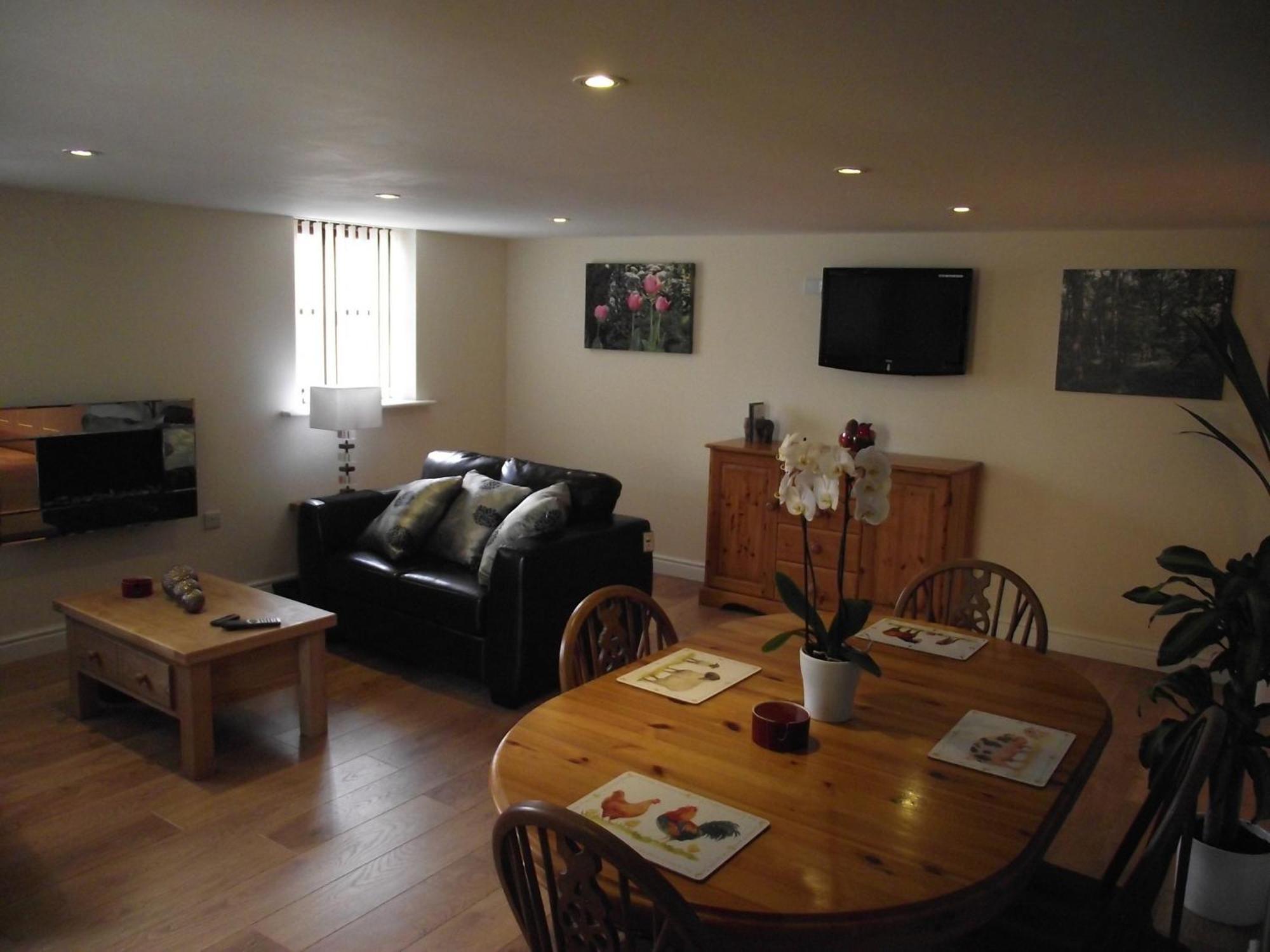 Carpenters Cottages Llanishen Екстер'єр фото
