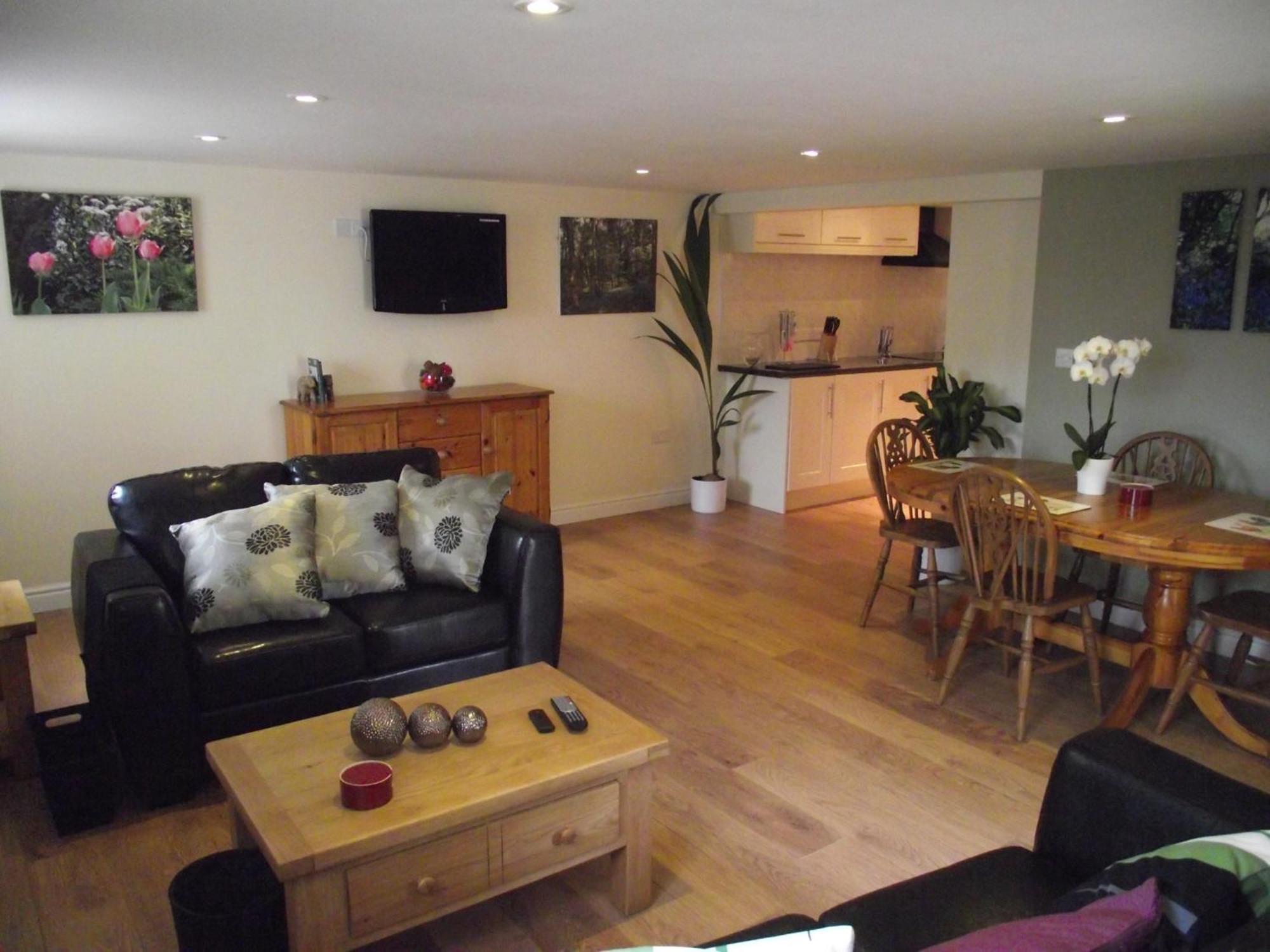 Carpenters Cottages Llanishen Екстер'єр фото
